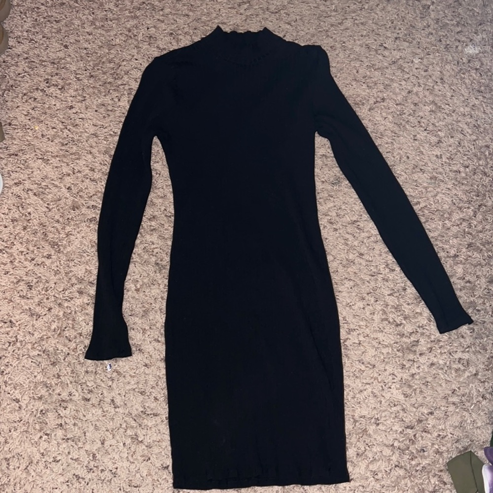 Black mindi dress !